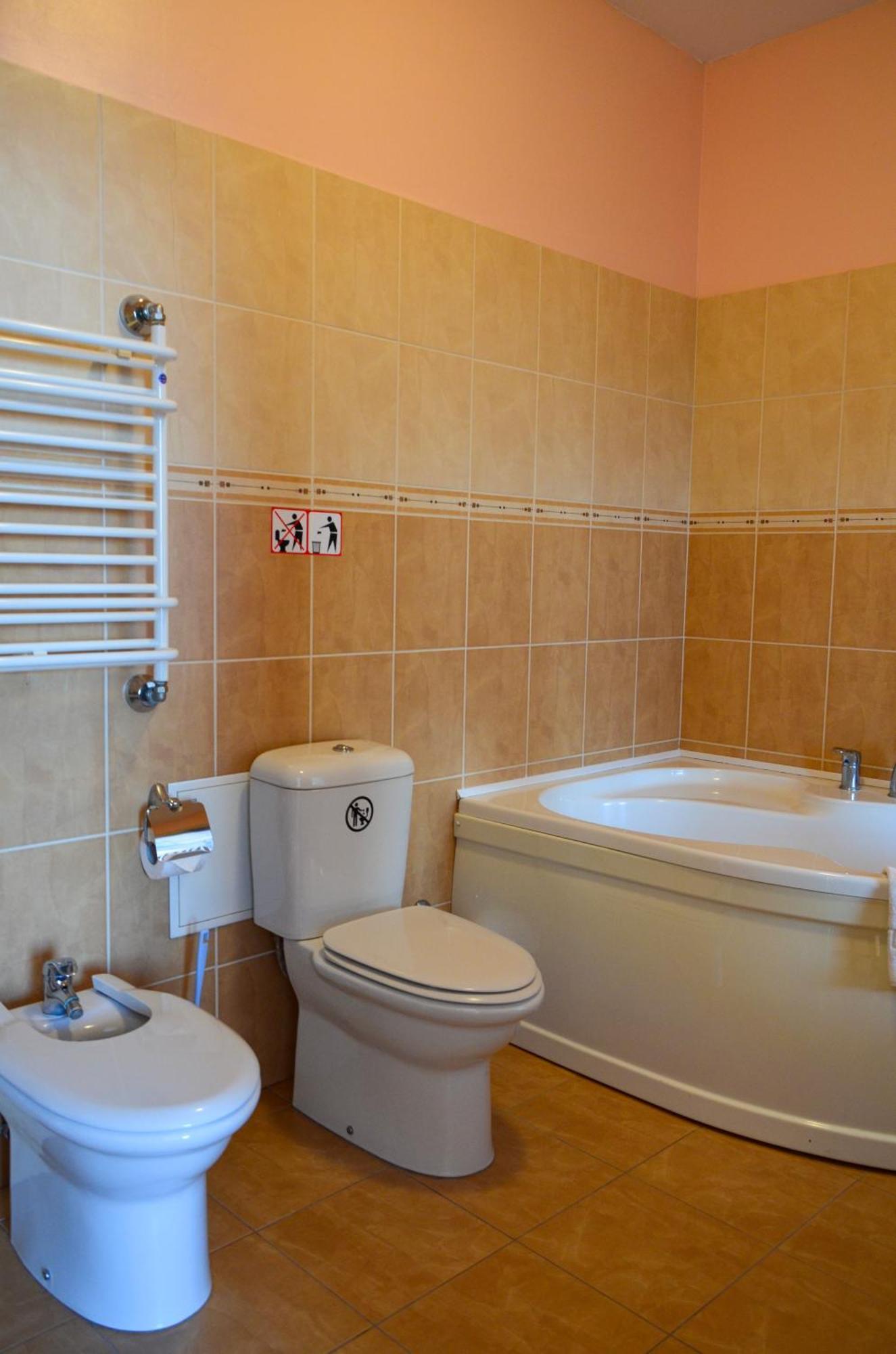 Viesbutis Ventaine Hotel Vente Exterior photo